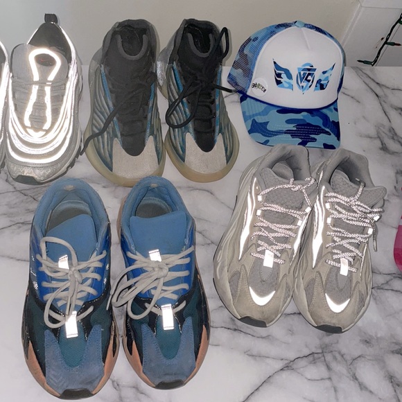 YEEZY SALE ONLY $80 NOW!! JOIN MY LIVE SHOW)